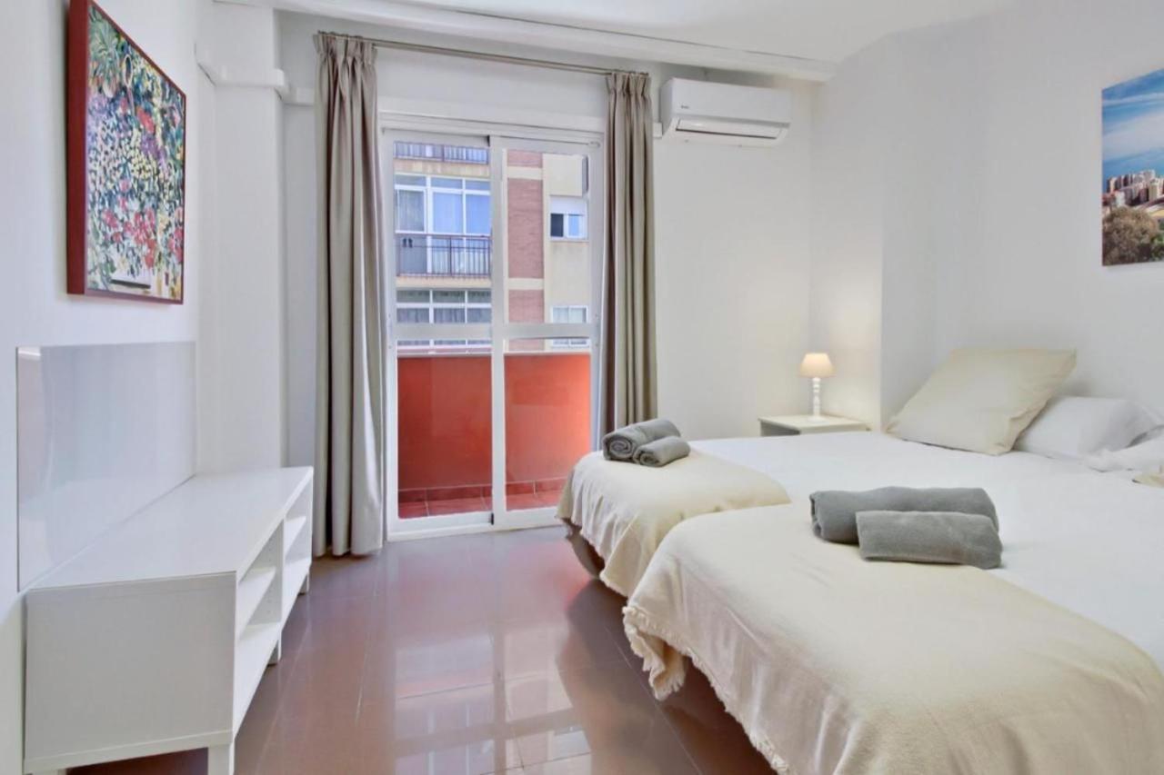 Amplio Piso Con Terraza Apartment Málaga Exterior foto