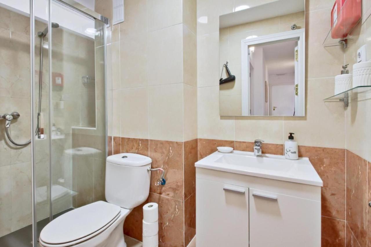 Amplio Piso Con Terraza Apartment Málaga Exterior foto