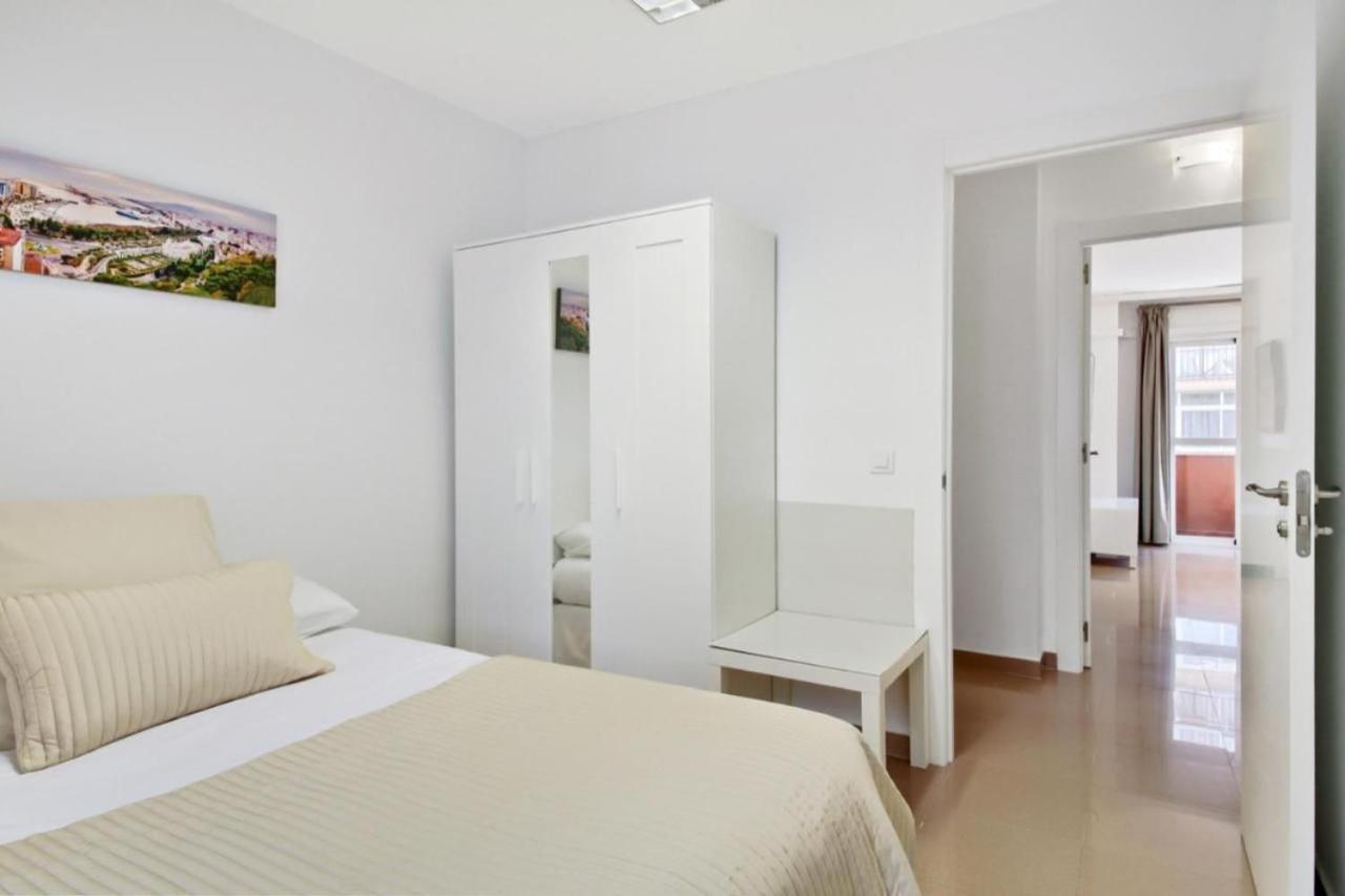 Amplio Piso Con Terraza Apartment Málaga Exterior foto